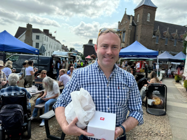 Blake Stephenson MP at Woburn Market